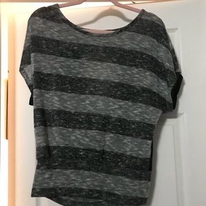 Knit gray sweater top